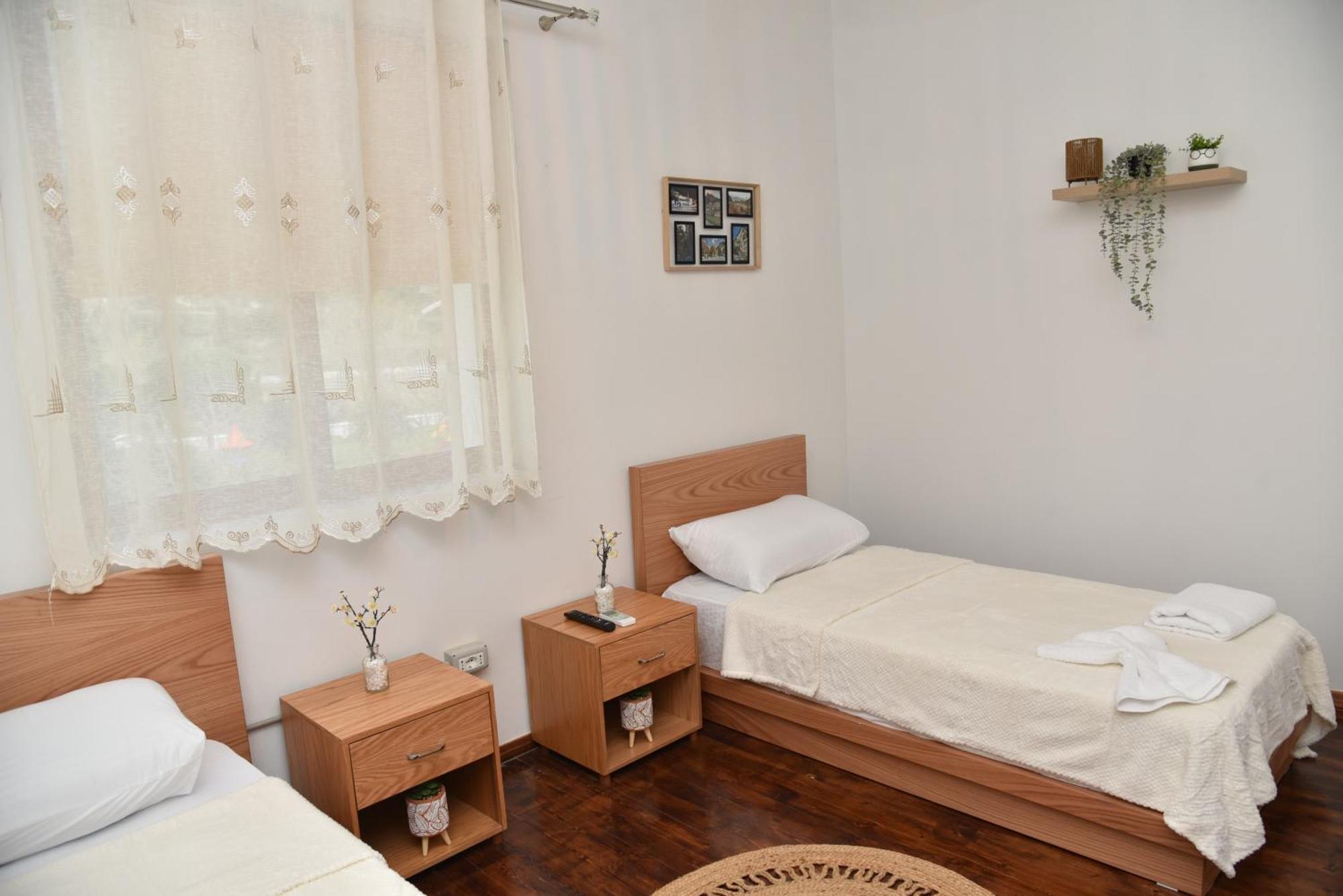 Appartement Woodland à Berat Extérieur photo
